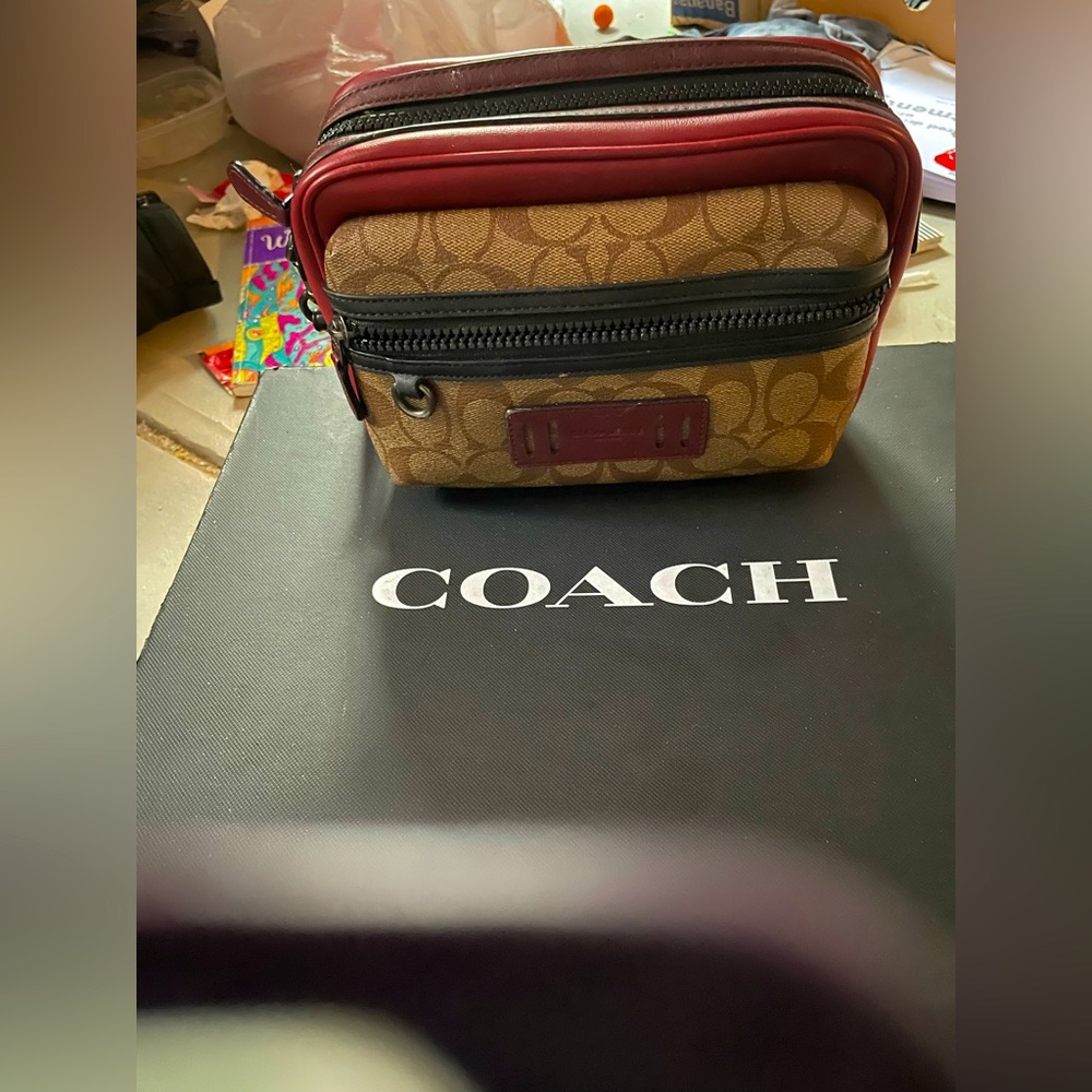 Coach Men’s Dob Hygiene overnight bag